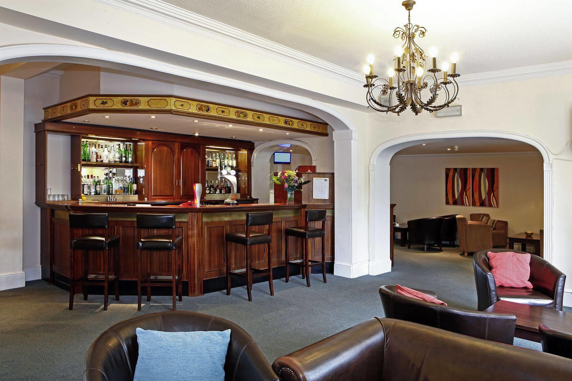 Stafford South Hatherton Hotel Penkridge Eksteriør billede