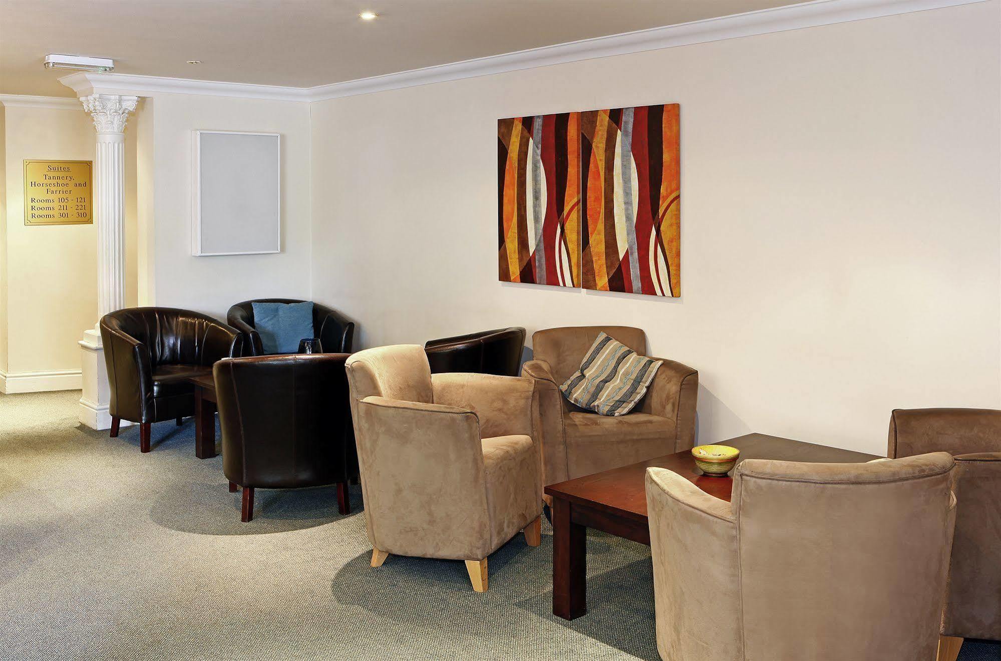 Stafford South Hatherton Hotel Penkridge Eksteriør billede