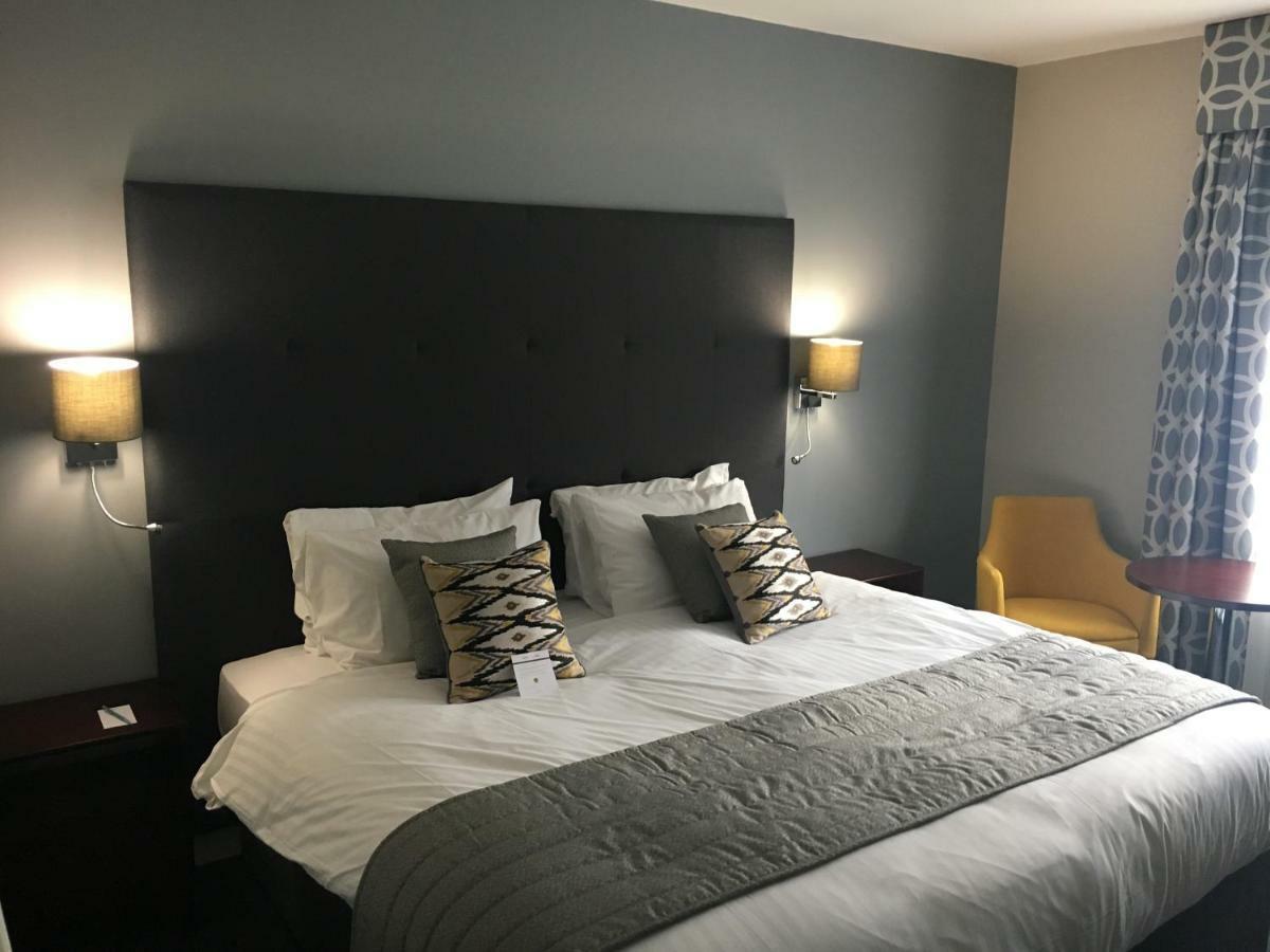 Stafford South Hatherton Hotel Penkridge Eksteriør billede