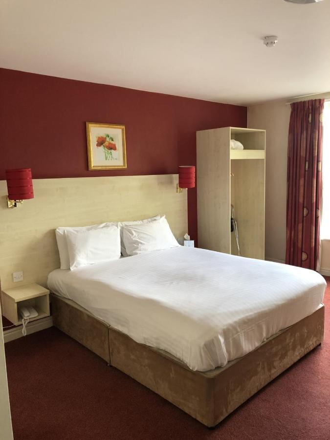 Stafford South Hatherton Hotel Penkridge Eksteriør billede